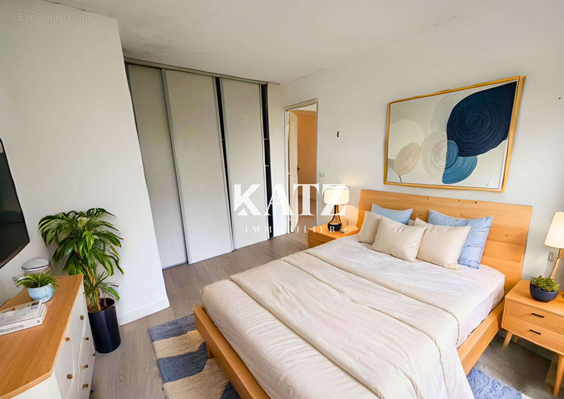 Appartement à PARIS-20E