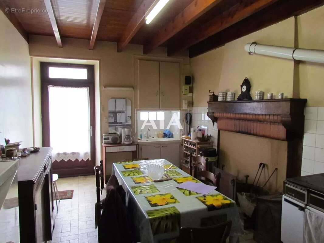 Maison à SAINT-COUTANT