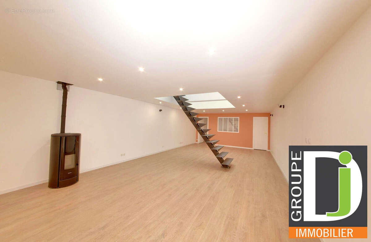 Appartement à ROMANS-SUR-ISERE