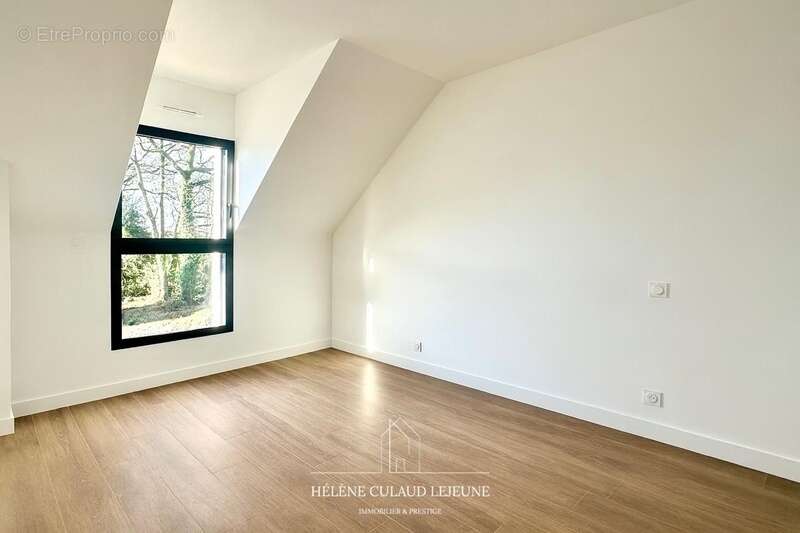 Maison à LOCQUELTAS