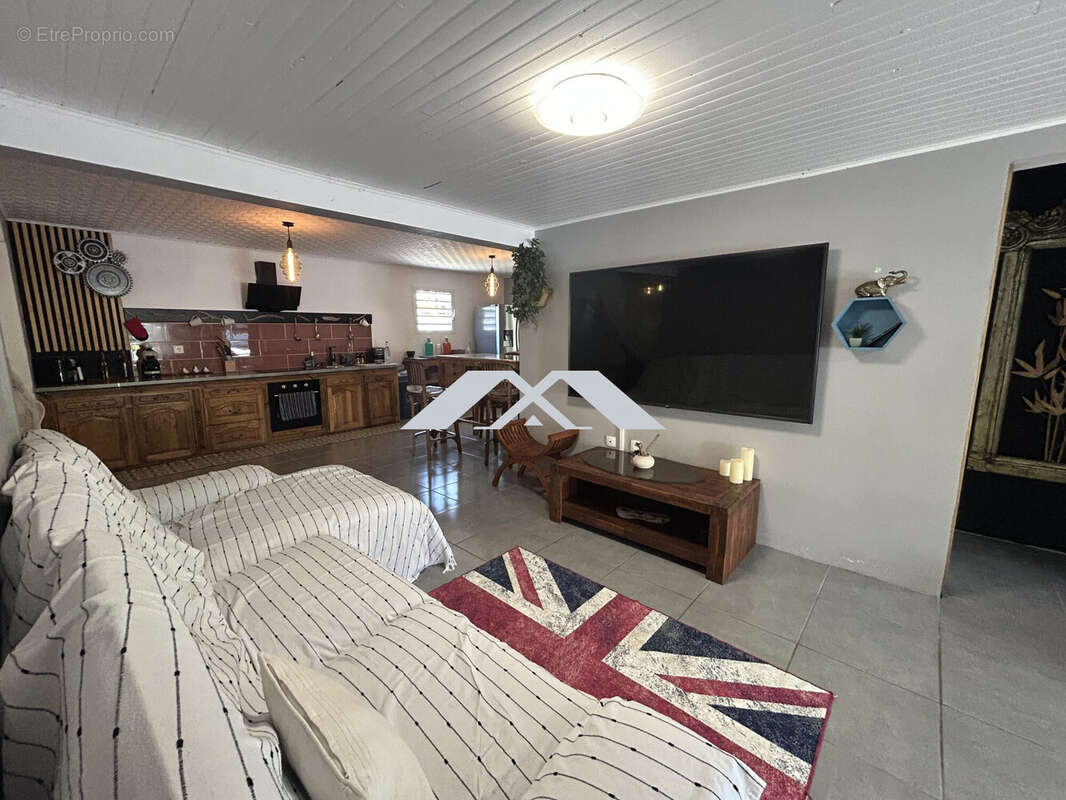 Maison à SAINT-PHILIPPE