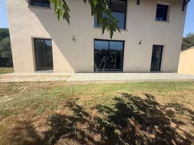 Maison à LANSARGUES