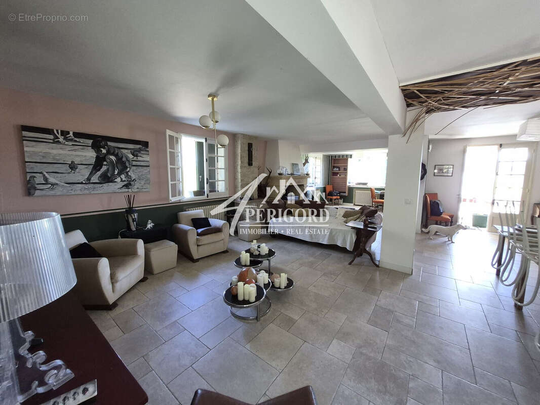 Maison à LALINDE