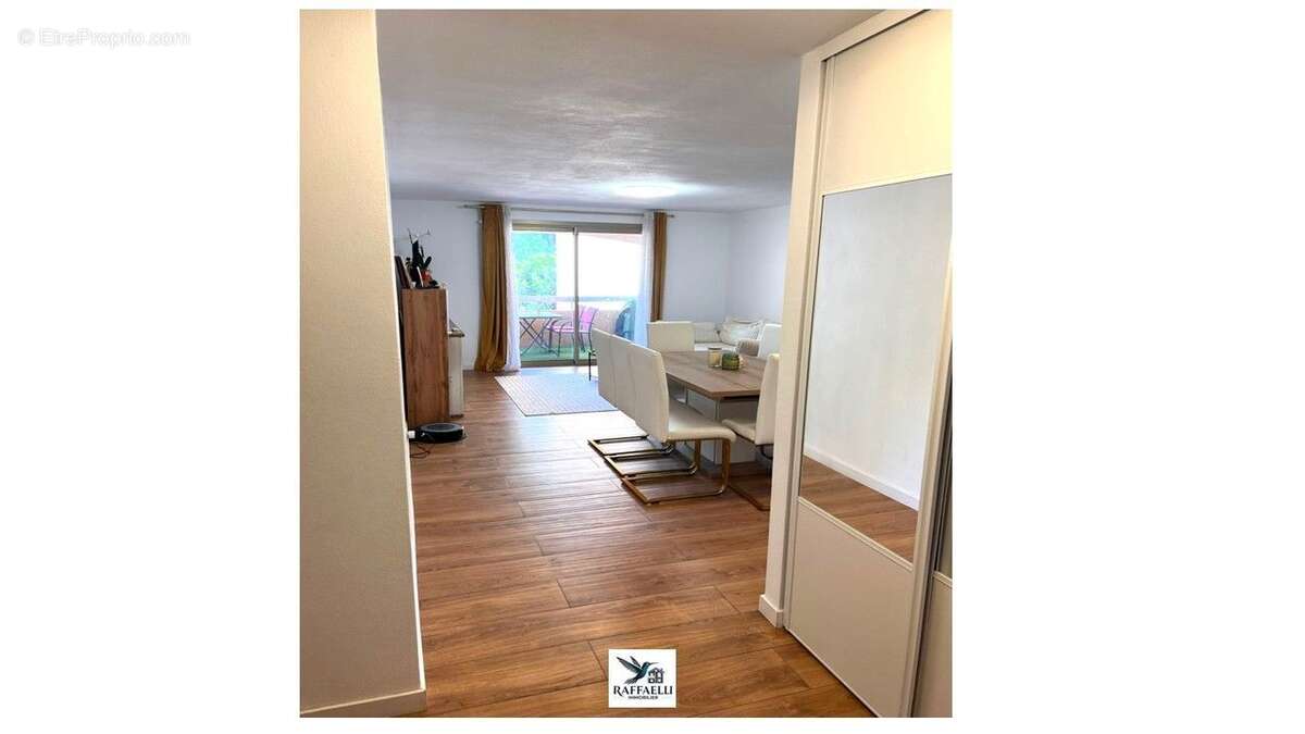 Appartement à FREJUS