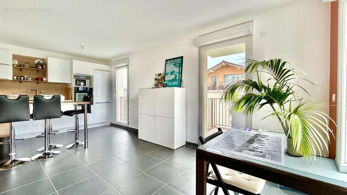 Appartement à ARGONAY