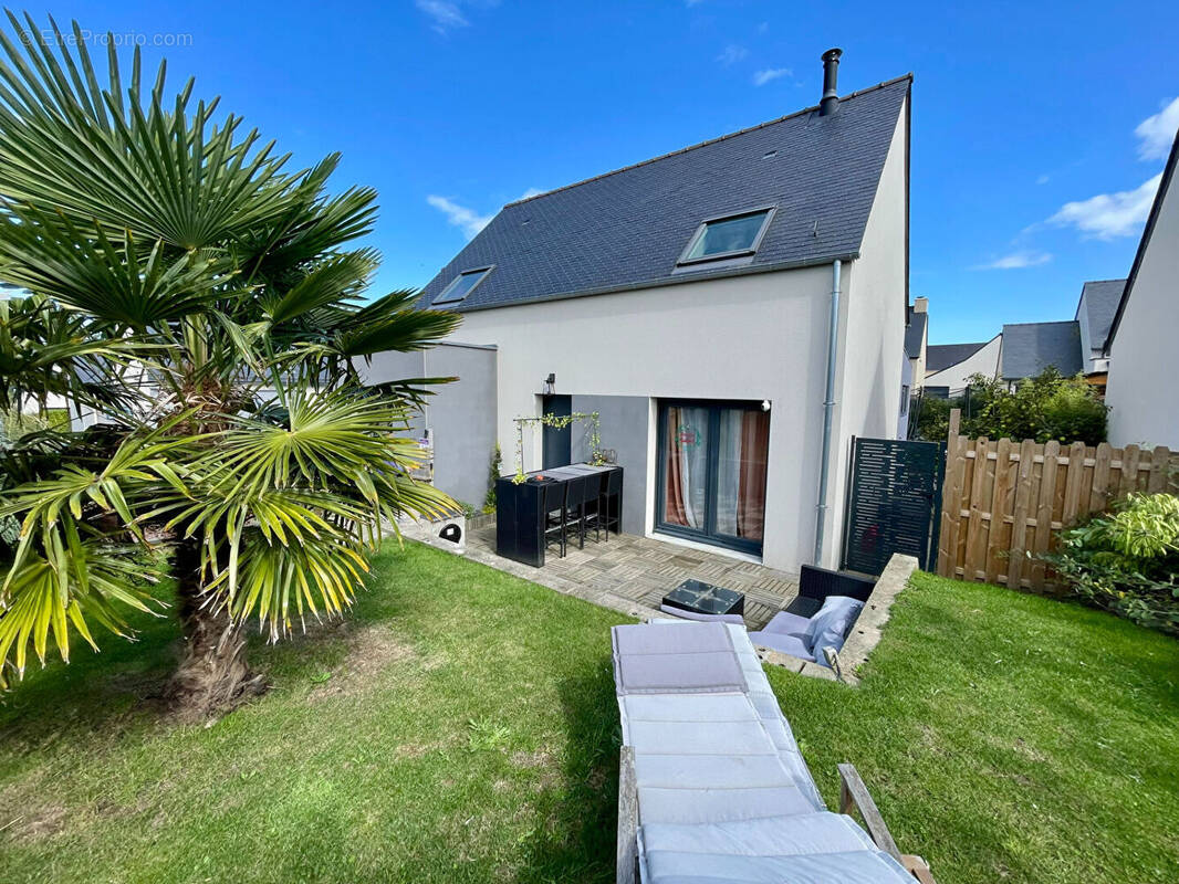 Maison à SAINT-MELOIR-DES-ONDES