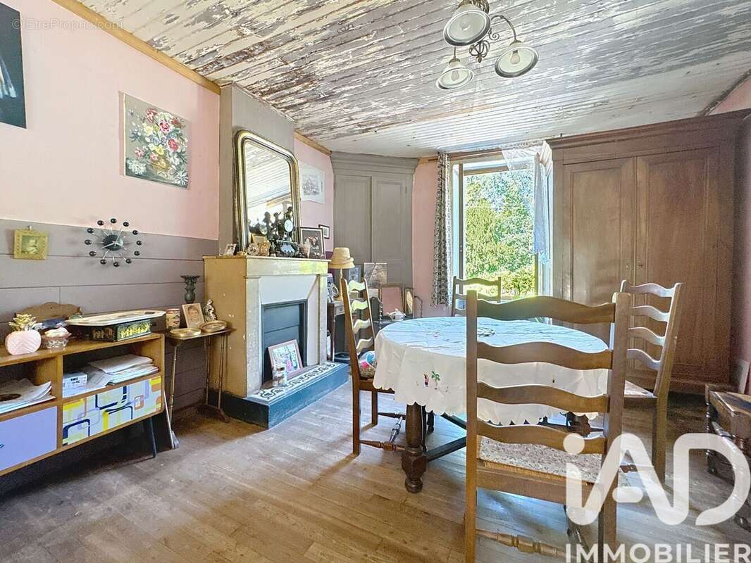 Maison 179 m² à Varaignes  - photo 5