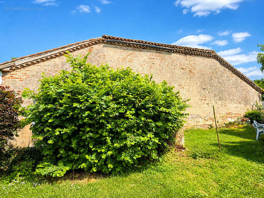 Maison à SAINTE-LIVRADE-SUR-LOT