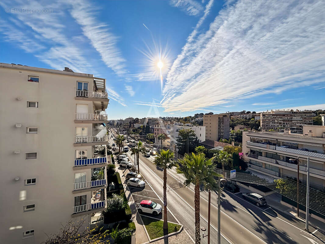 Appartement à LE CANNET