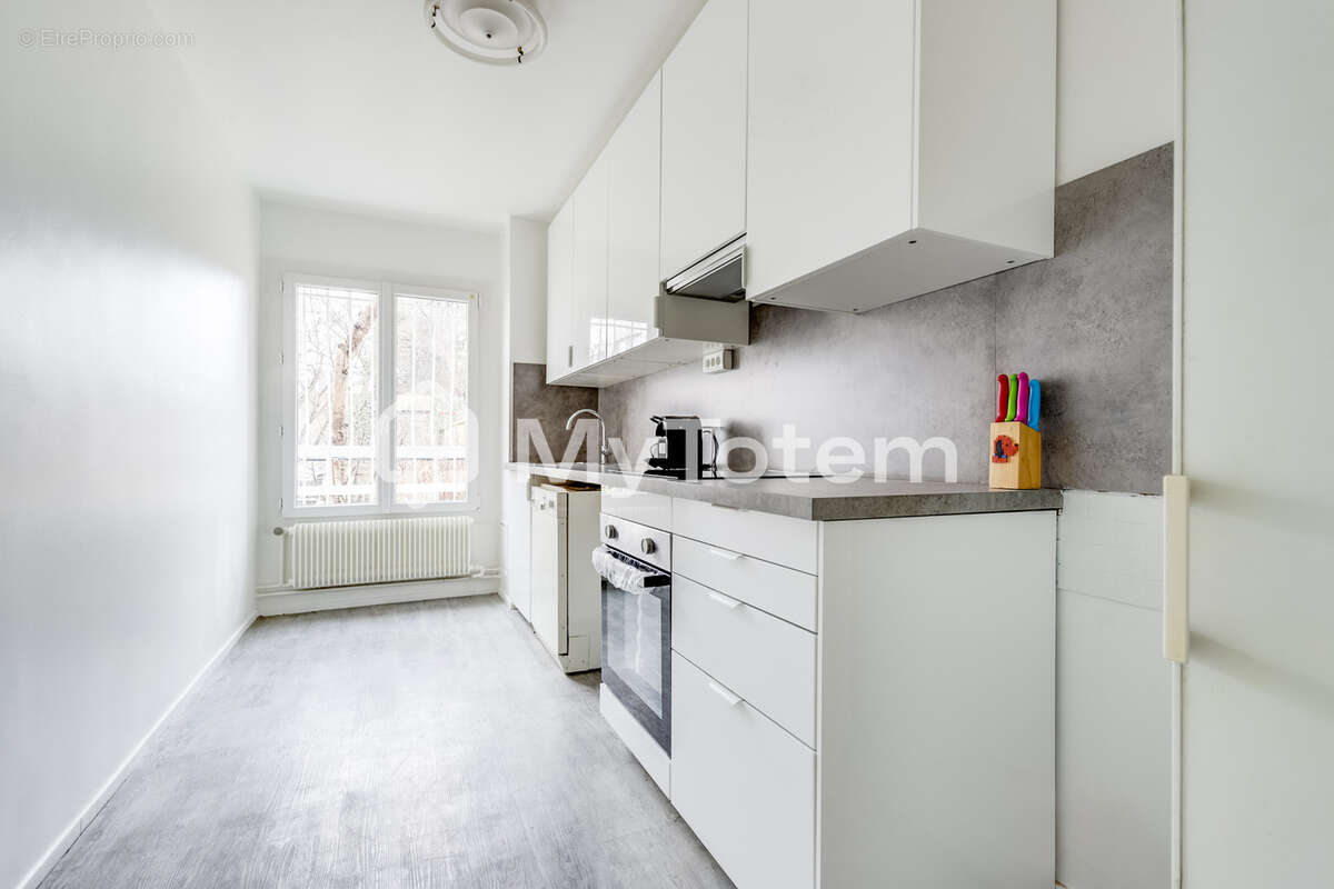 Appartement à LES LILAS