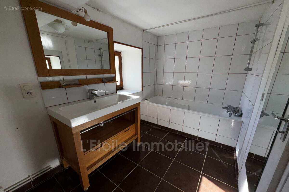 Maison à SAINT-DENIS-SUR-HUISNE