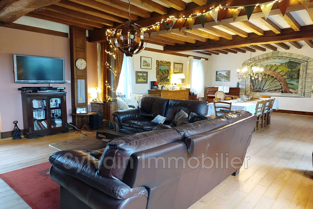 Maison à NEUFCHATEL-EN-BRAY