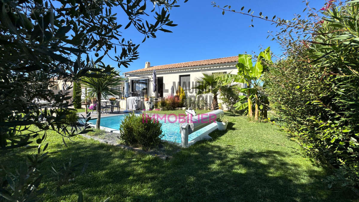 Maison à PERNES-LES-FONTAINES