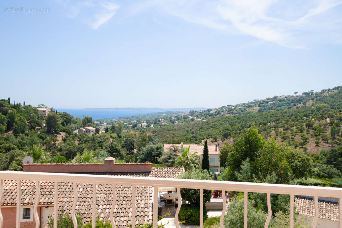 Maison à LES ISSAMBRES