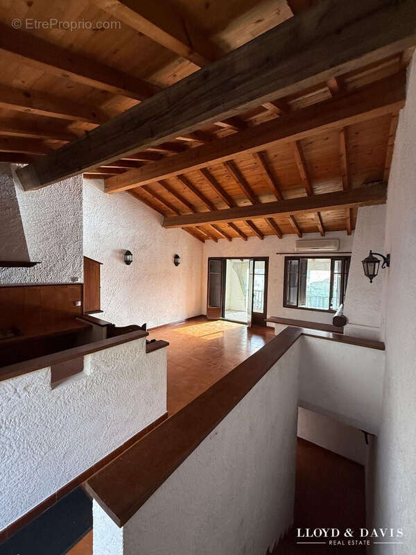 Maison à CENTURI