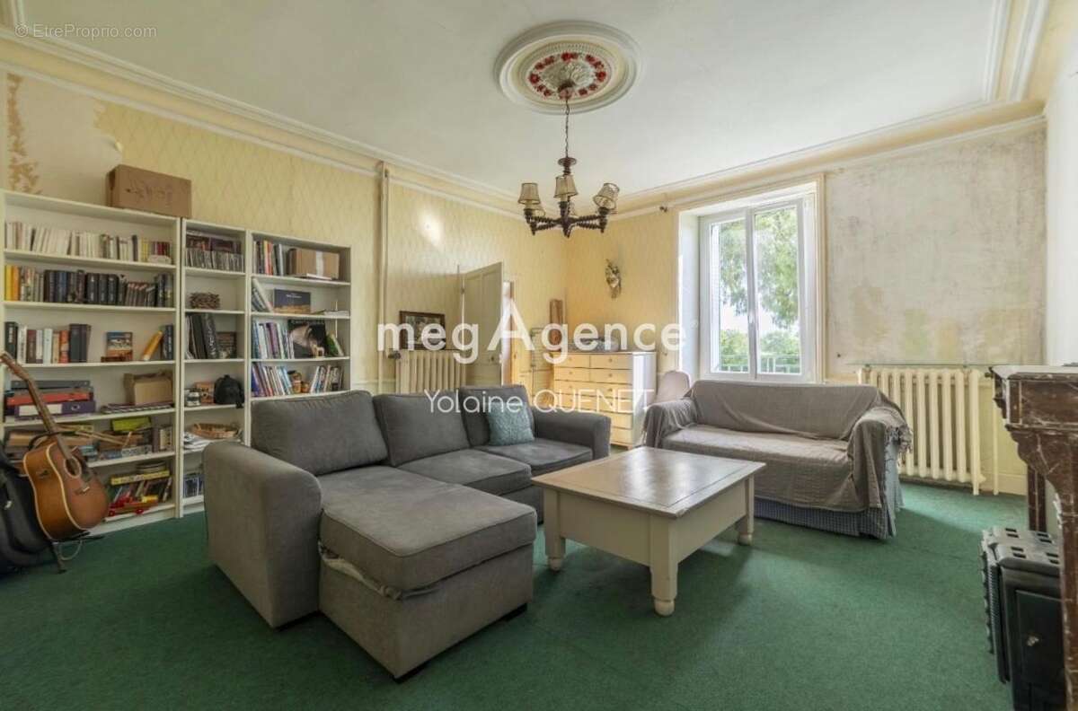 Maison à SAINT-HIPPOLYTE