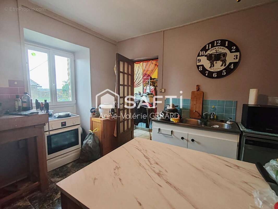 Maison 97 m² à Saint-Mars-Sur-La-Futaie  - photo 6