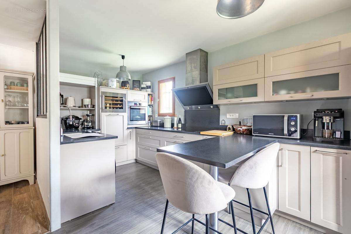 Maison à NEUILLY-SOUS-CLERMONT