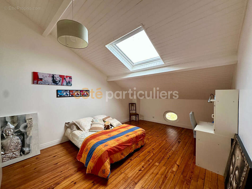 Maison Bordeaux 8 pièces 230m2 - photo 9