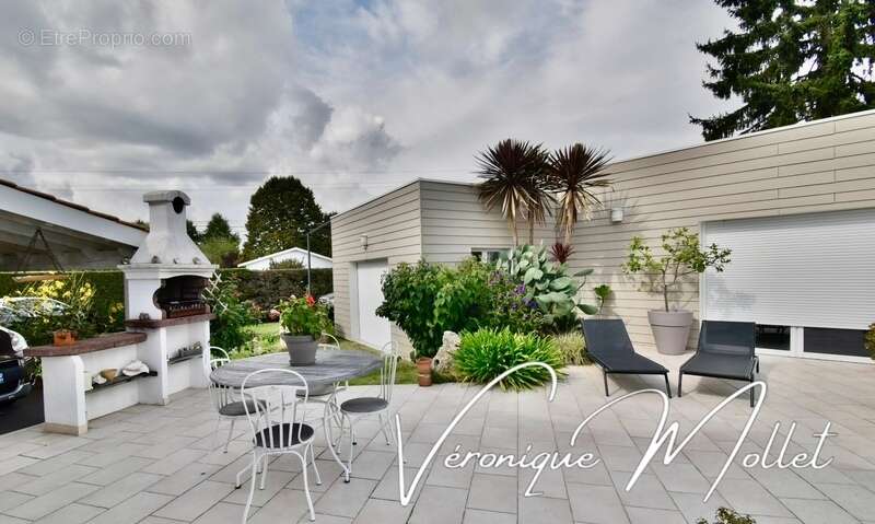 Maison à LIGNAN-DE-BORDEAUX