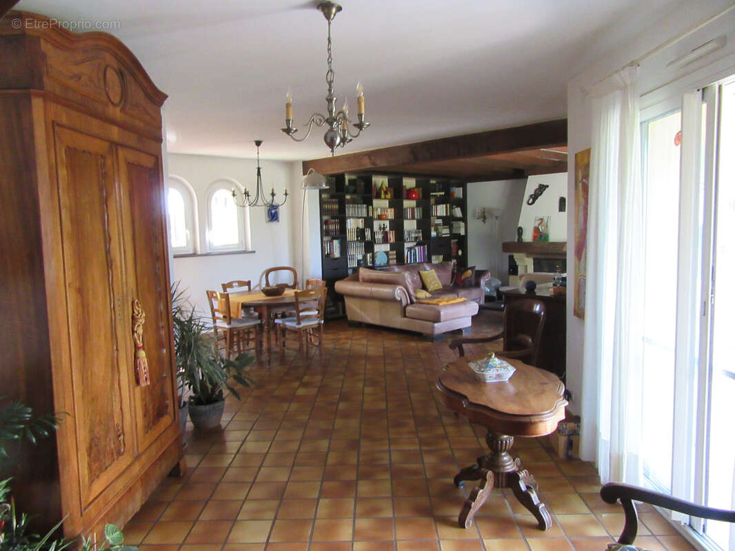 Maison à SAINT-GILLES