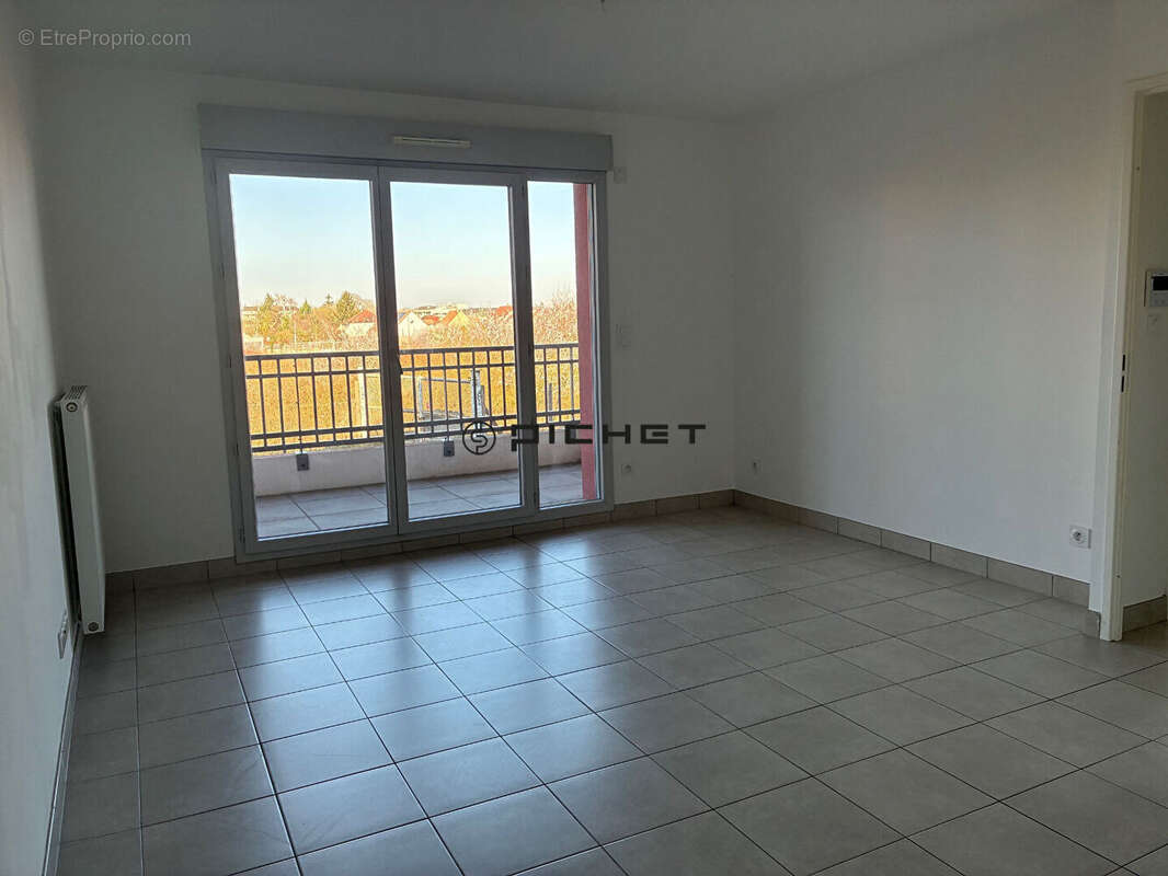 Appartement à LUCE