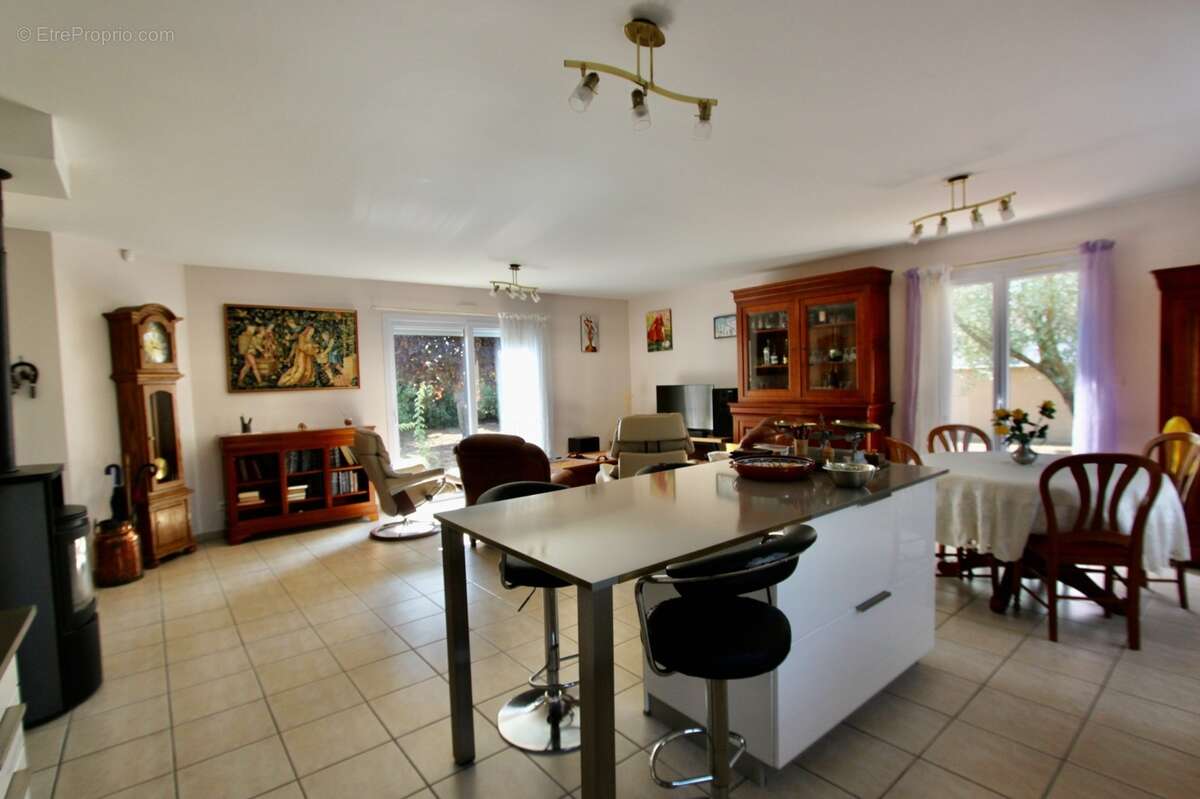 Maison à vendre 6 pièces SAINT MARD (17) - photo 15
