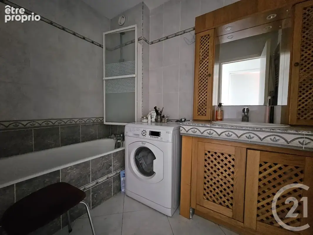 Appartement 4 pièces 82 m² à vendre à Orthez (64300) - photo 10