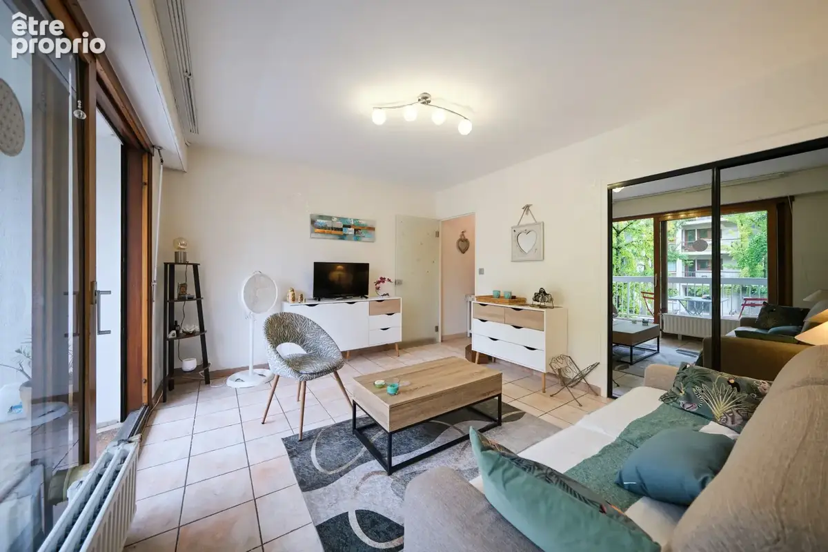 Triangle d'Or - Studio 23.35 m2 - photo 4