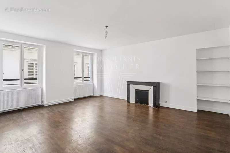 Appartement à PARIS-9E