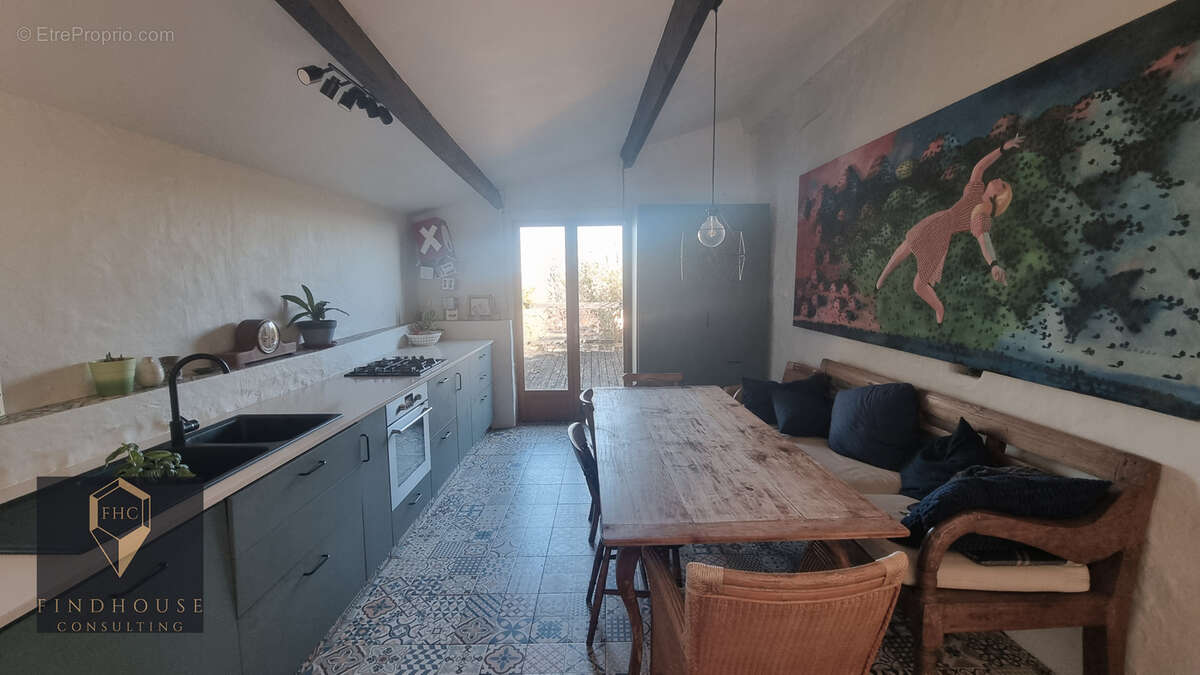 Maison à POUY-DE-TOUGES