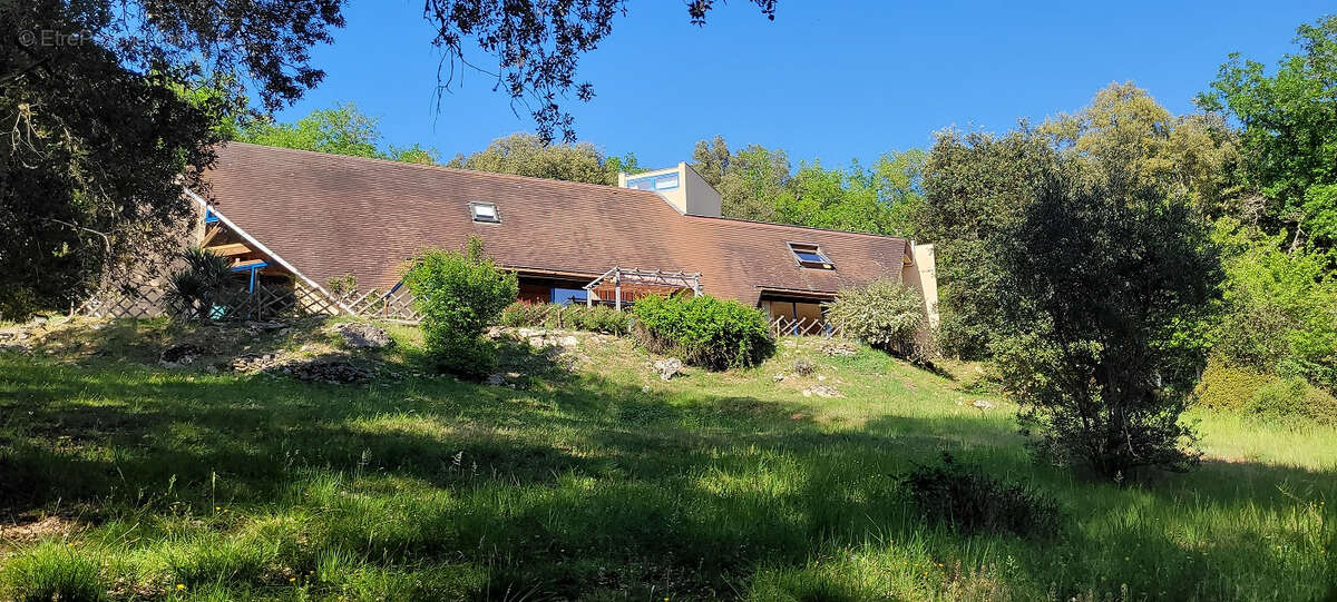 Maison à LES EYZIES-DE-TAYAC-SIREUIL