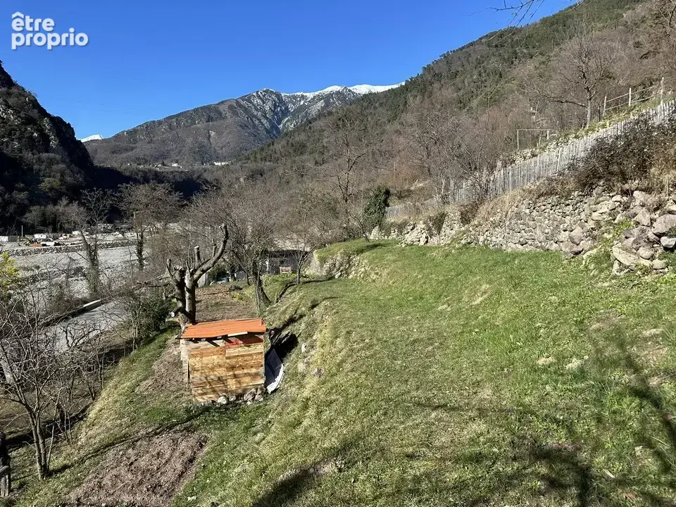 Villa 5 pièces de 128 m2 avec très grande terrasse, parking et terrains. - photo 22