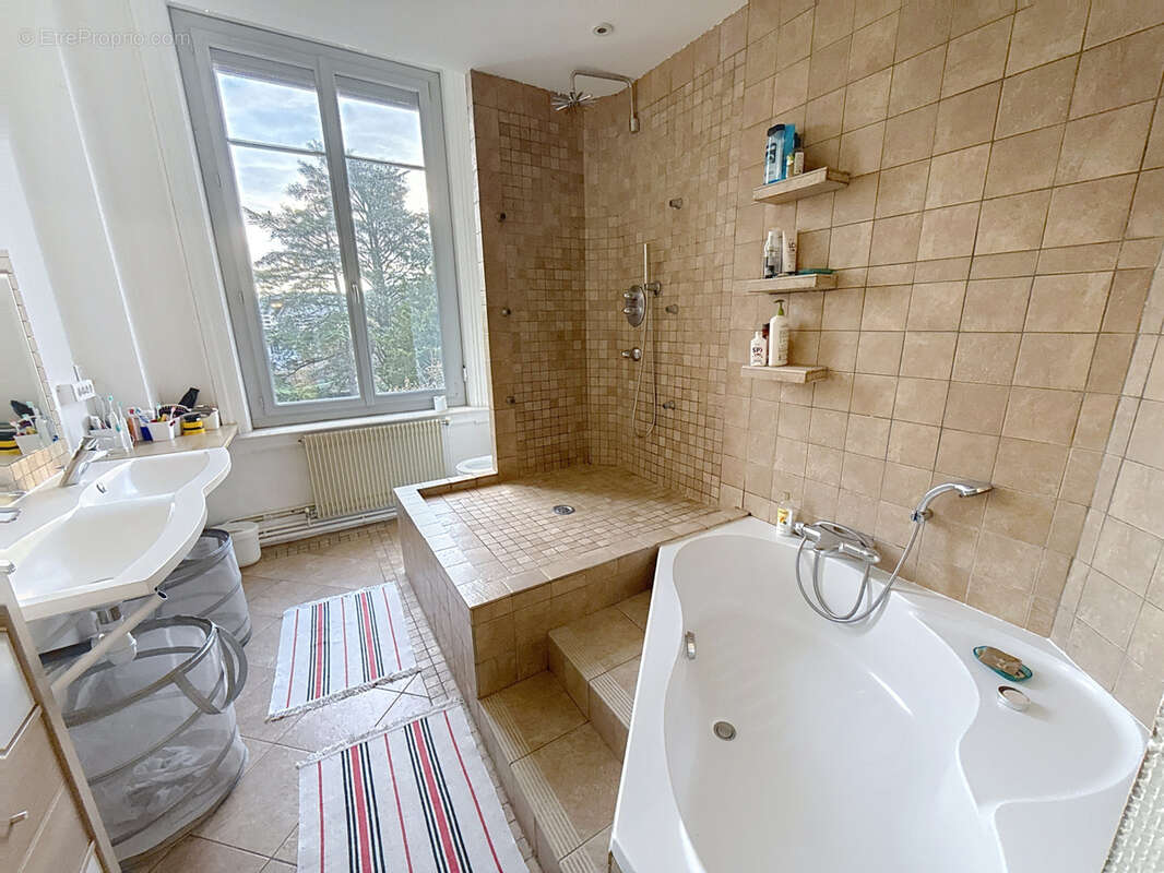 Appartement à SAINT-CHAMOND