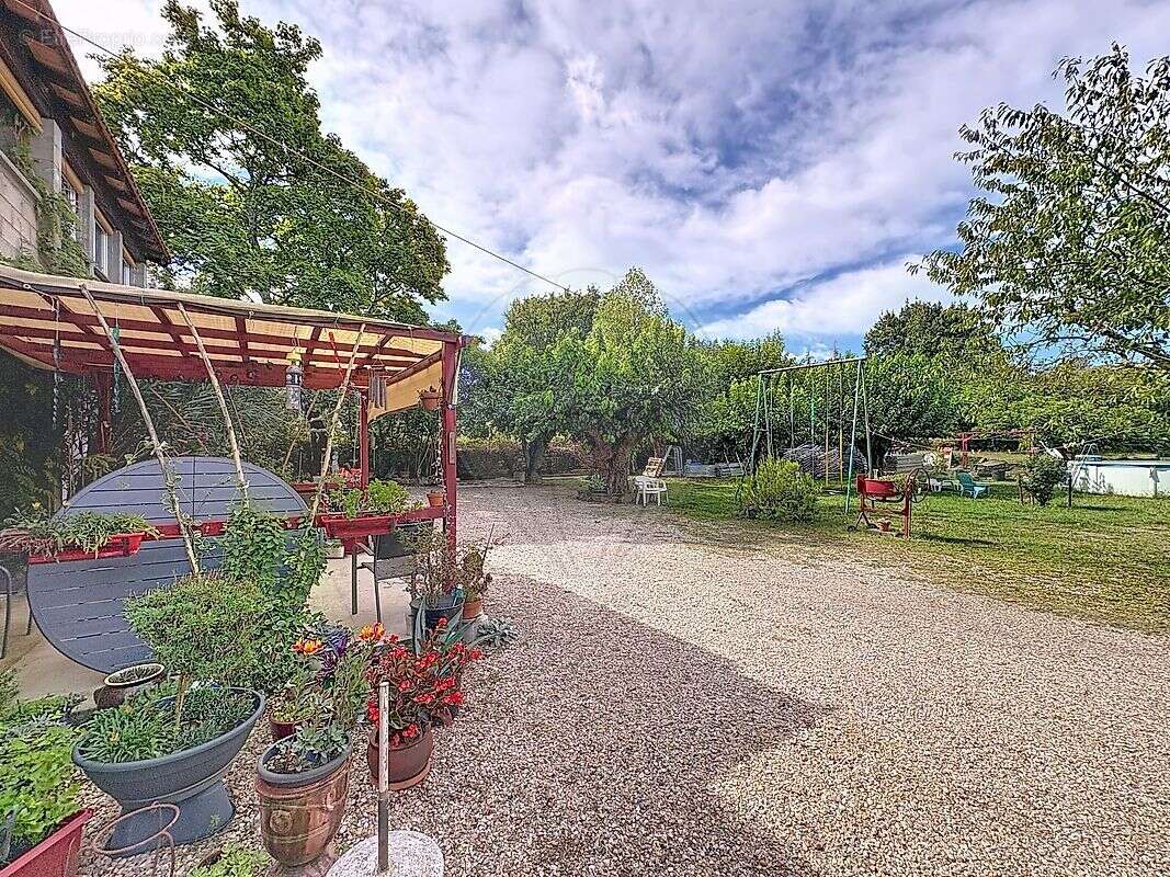 Maison à SAINT-FELIX-DE-PALLIERES