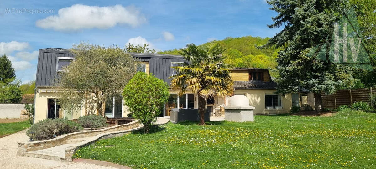 Maison à LA SAULSOTTE