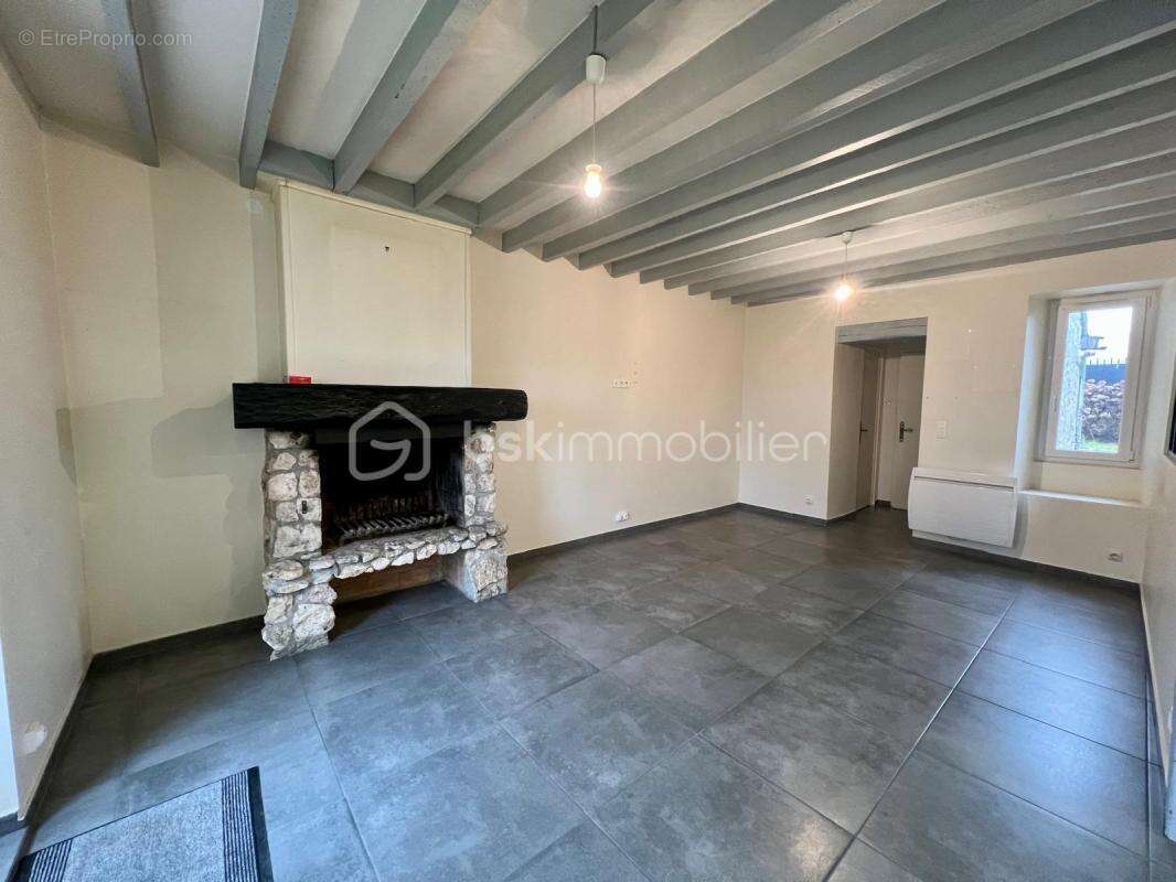 Maison à ANGERVILLE