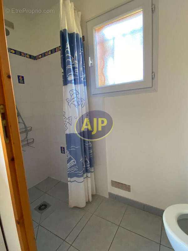 Maison à GRAYAN-ET-L'HOPITAL