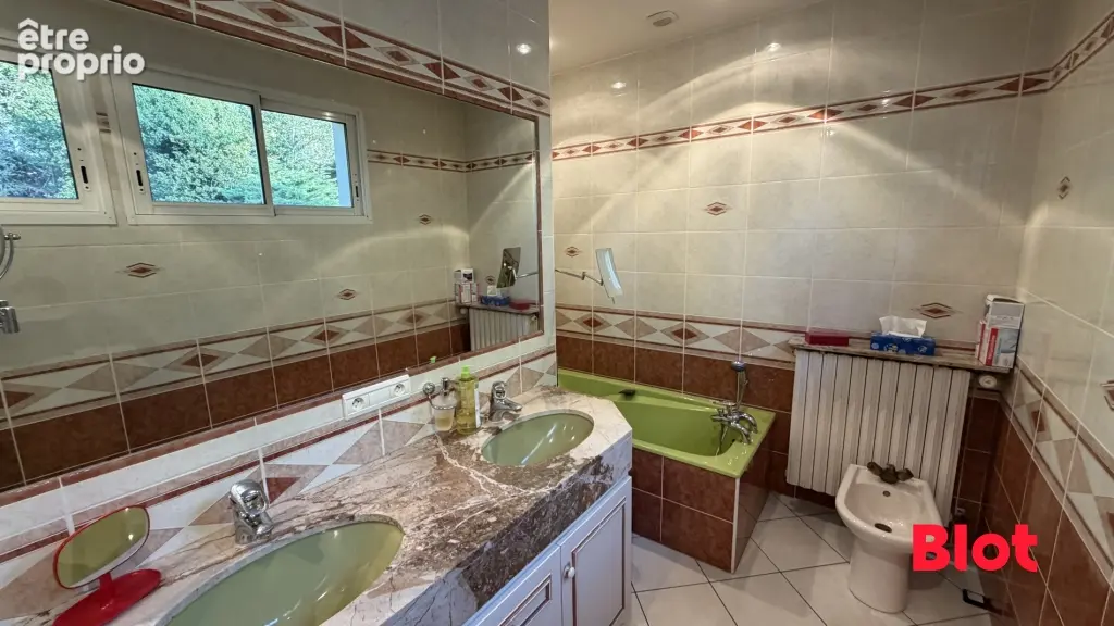 Maison 8 pièces 240 m² à vendre à Liffre (35340) - photo 8