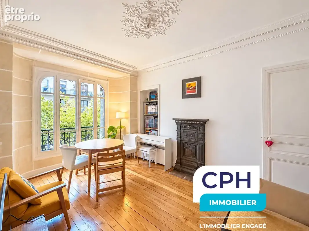 PARIS 12e  Appartement familial de 3 pièces  54 m²  Étage élevé avec ascenseur - photo 1