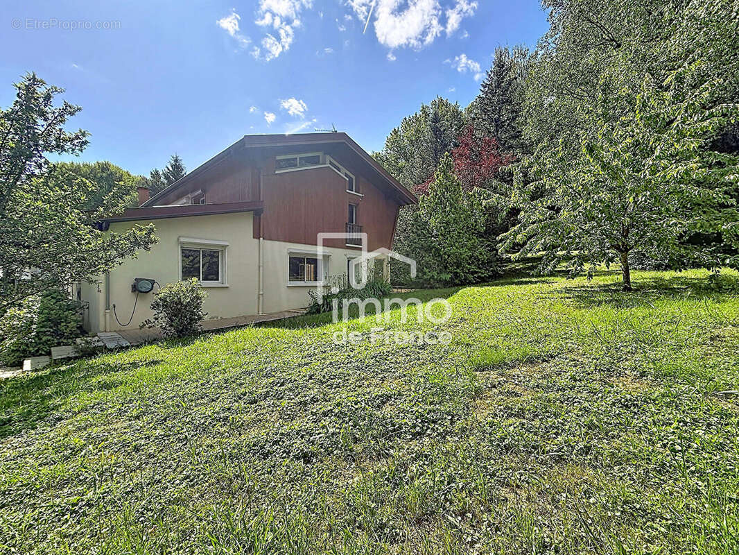 Maison VALSERHONE 7 pièce(s) 219 m2 - photo 18
