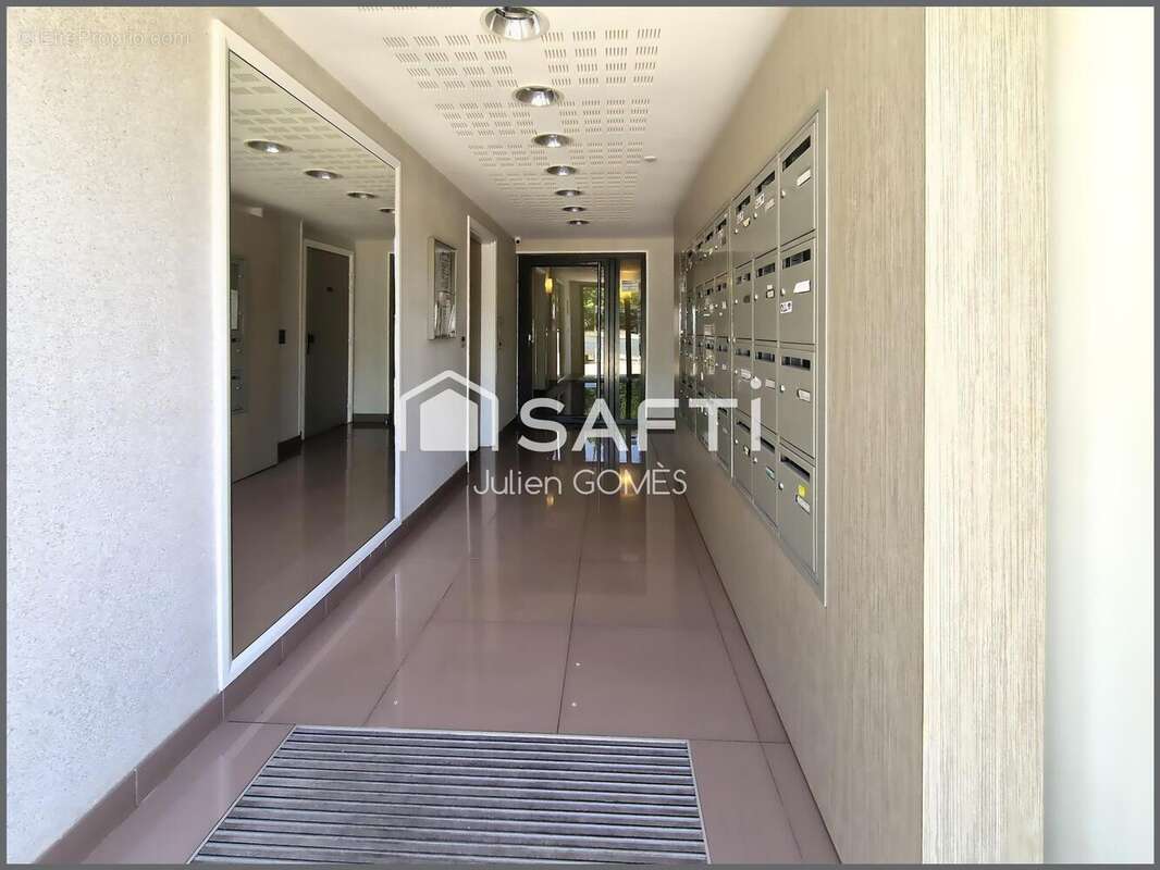 Photo 6 - Appartement à LIEUSAINT