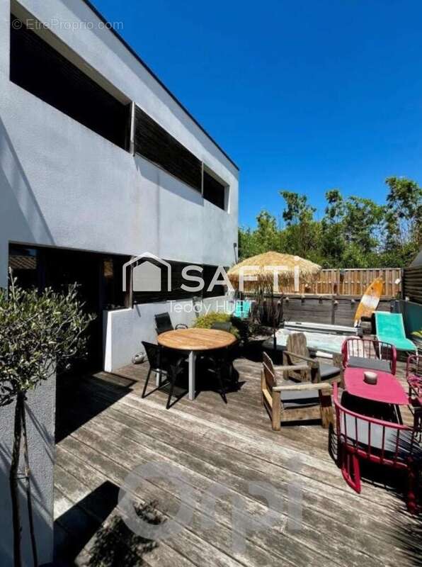 Photo 2 - Maison à LA ROCHELLE