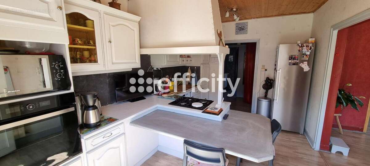 Maison à LE MALZIEU-VILLE