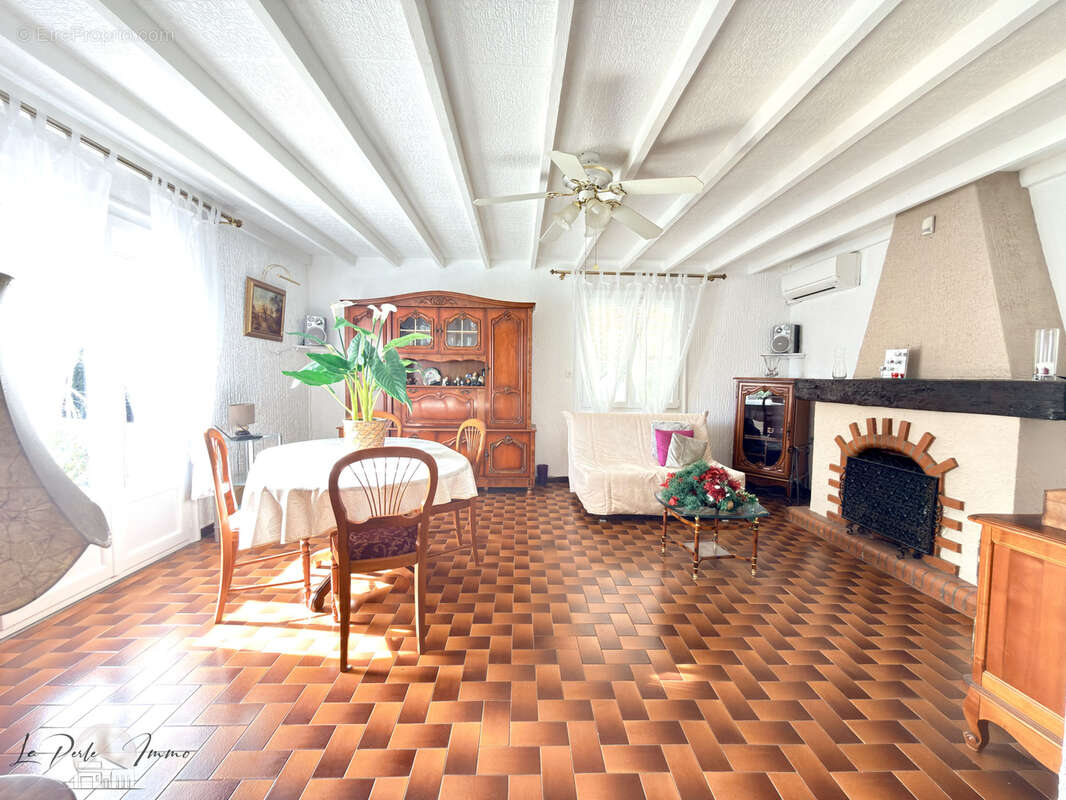 Maison à SAINT-CYPRIEN