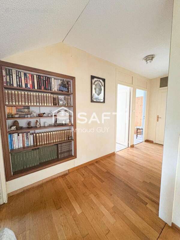 Photo 7 - Maison à VILLAINES-LA-CARELLE