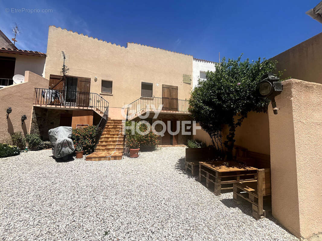 Appartement à VILLENEUVE-DE-LA-RAHO