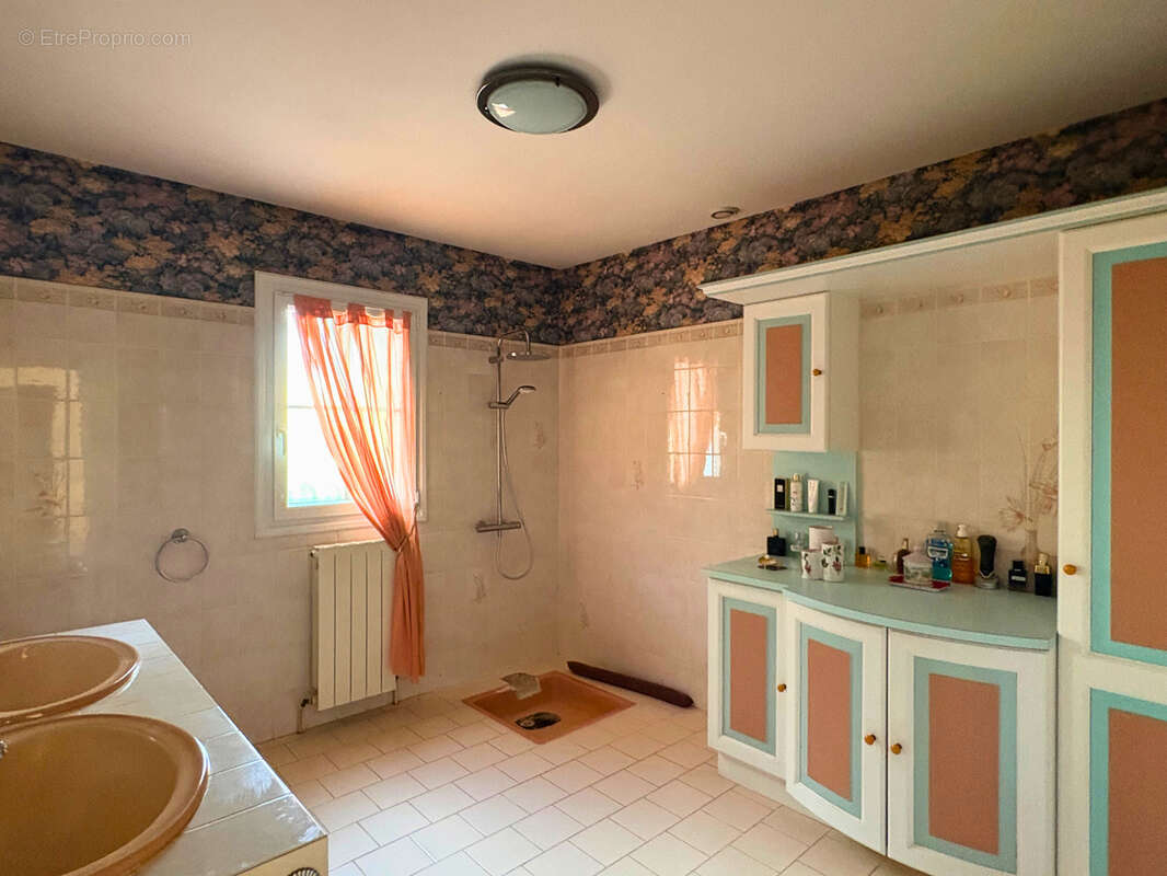 Maison à CHATEAUBERNARD