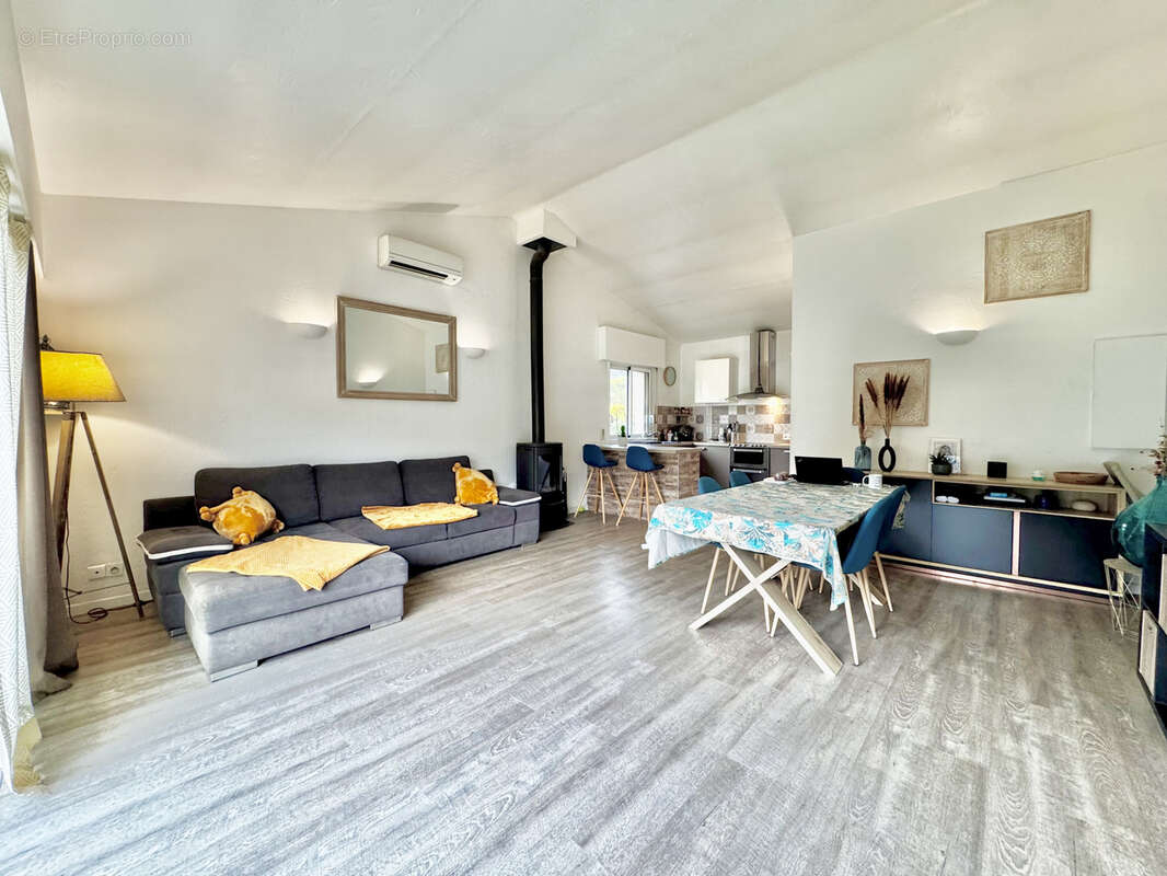 Appartement à PEGOMAS