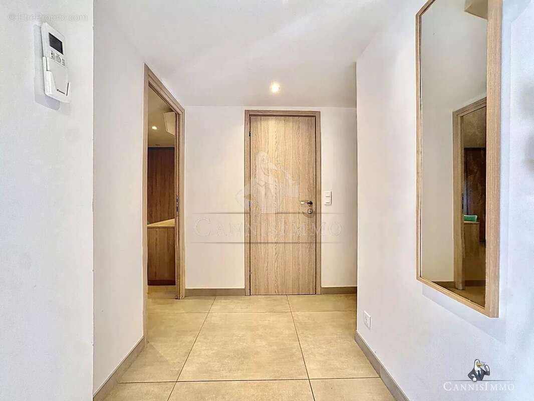 Appartement à AURIBEAU-SUR-SIAGNE